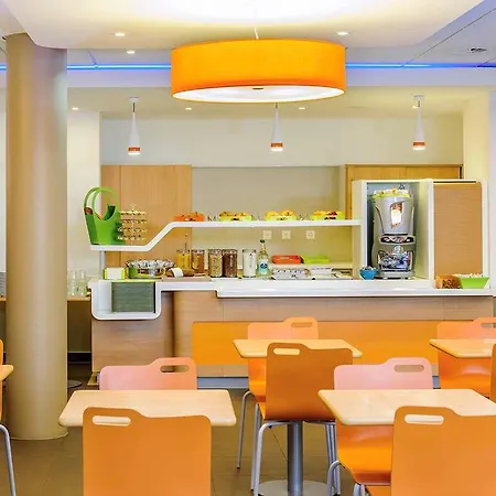 Ibis Budget Paradiso Hotel 2*