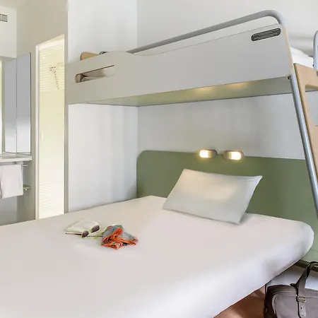 Hotel Ibis Budget Paradiso 2*